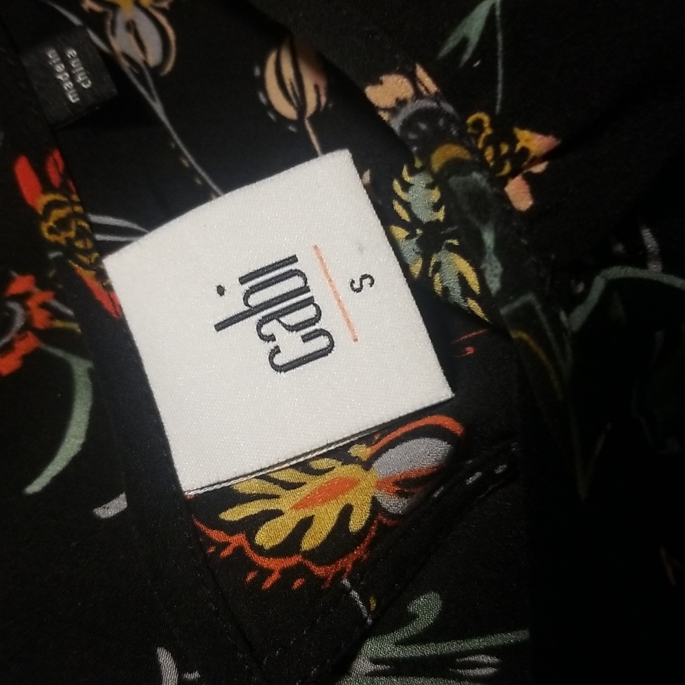 Cabi sleeveless floral top - Picture 4 of 4